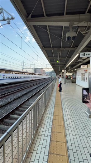 Bullet Train passing at 300km/h. This is the famous Shiniansen in Japan passing through a station at a crazy 300km/h. You can feel the whole station shake but it is really quiet and normal. This happens every few minutes. I could sit here and watch this all day. #Japan #BulletTrain #Crazy #Shinkansen #Travel #Engineering #AmazingInventions #OutbackPolaks