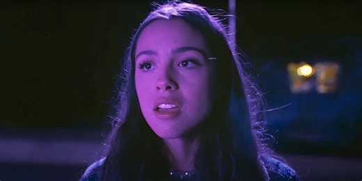 This Former Disney Actor Had One Of Music's Biggest (& Best) Debuts 4 Years Ago