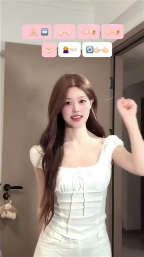 Learn Cheng Xiao's March Dance: Blossoms in Motion