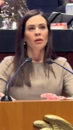 2.5M views · 112K reactions | #EnTribuna: En sólo 8 años, Morena ha endeudado a México tanto como en 197 años de historia. No podemos heredar deuda. Nuestro deber es heredar patria.  #LeyDeIngresos | Michel González | Facebook