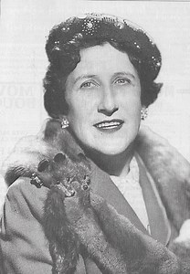 Minerva Urecal | Actress