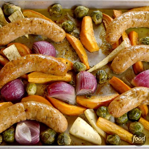 The Pioneer Woman - Ree Drummond's Sheetpan Sausage Supper will become an "unbeatable" weeknight staple. | Food Network