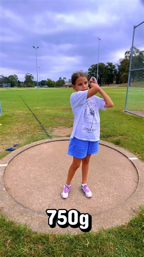 Lauren's Progress in 750g Discus Throw