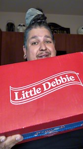296K views · 2.6K reactions | The wonderful @littledebbie just dropped a box on us! Let’s have a look inside!! What’s your favorite Little Debbie snack?!#bootlegfoodreview #littledebbie #donuts #snack #chocolate #groceryhaul | Bootleg Food Review | Facebook