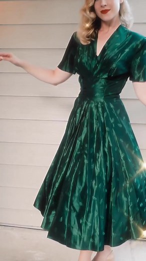 Stunning Vintage Dresses Collection from the 1950s