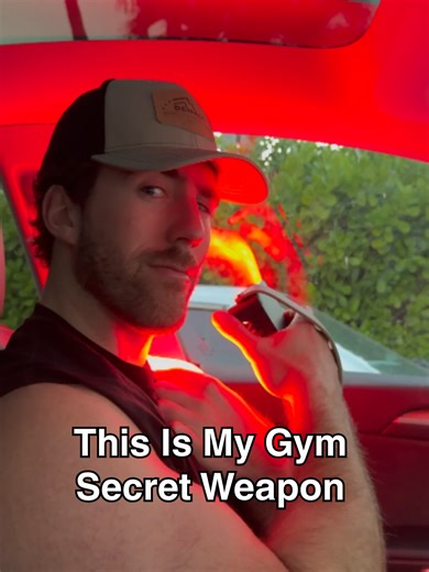 Using Red Light Therapy Before Gym Workouts