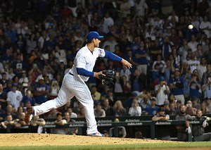 Cubs' Anthony Rizzo Makes MLB Pitching Debut