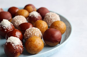 26 sugar free and gluten free Christmas desserts to impress EVERYONE!