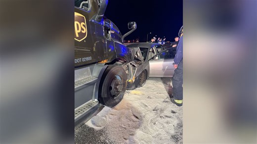 Nashua, NH man arrested after wrong-way crash on Everett Turnpike