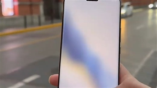 用了一个月的荣耀MagicPro使用体验，性能流畅续航强，拍照清晰夜景出色，系统稳定应用流畅不卡顿，日常办公娱乐毫无压力，发热控制优秀，综合表现非常满意。