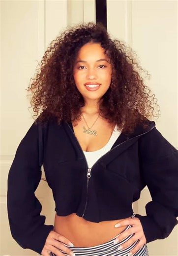 Bella Ray (@bellabluraydvd)’s videos with original sound - melody