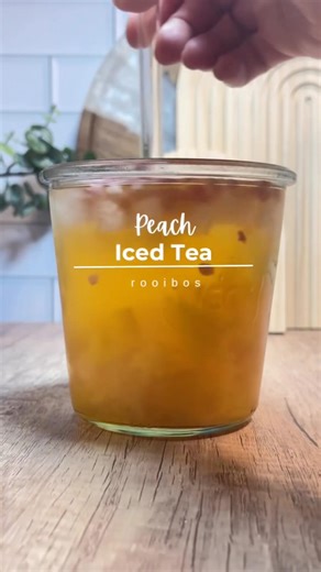 Peach Iced Tea 🍑 | Easy & Refreshing #recipe #drinkrecipes #peachtea #shorts