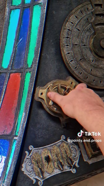 Exploring Gothic Design in TARDIS Console Navigation