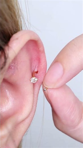 A sparkling tearlight drop for your helix.