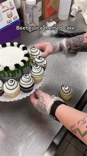 Beetlejuice Birthday Cake: Walmart Edition