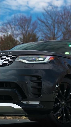 Land Rover Discovery built for comfort, capability, and everyday adventure. #LandRoverDiscovery