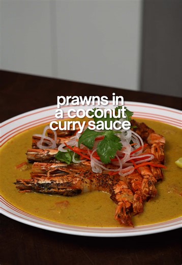 Prawns in coconut curry sauce 👌🏽 KitchenAid cookware is now available to collect at Coles. Spend $20 in one transaction and scan your Flybuys to earn 1 credit towards collecting KitchenAid pieces for your kitchen. I used the KitchenAid Mini Food Chopper to build the base for this coconut curry- quick, controlled chopping with proper texture every time. The Mini Food Chopper is available in store only, and only available with 50 credits and $50 or you can purchase it for $100. Ingredients 12 ti