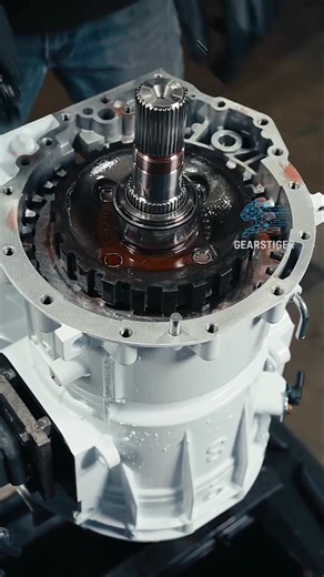 Building a White L5P Dominator 🔧 #gearstiger