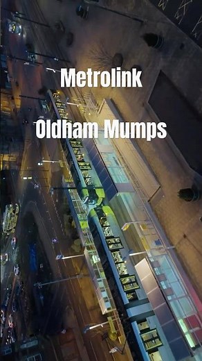 Oldham Mumps Metrolink Trams | Winter Evening Arrivals & Departures ❄️🚊