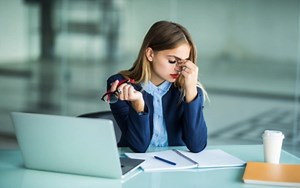 Understanding Dry Eye Syndrome & The Best Ways To Cure It