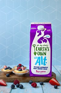 Welcome to Alt-Sauced Up: Part 2 🍮 We're back, putting The Alt to the ALT-imate test in this 3-part sauce series 🔥 This time, we're swapping dairy custard for The Alt, our 1:1 dairy swap that simmers n' sets just like the real deal 🥛 More plants doesn’t mean missing out on the milky-licious flavour you know n' love. Whether you’re plant-curious, a full-time plant lover, or just here for a sweet treat, this rich vanilla custard proves you can have your creamy dessert and eat it too 💚 The Alt 