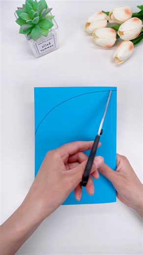 2.6M views · 37K reactions | Title: "Labor Day Fun: Simple Sticker Painting Crafts!" Hashtags: - #ParentChildHandicraft - #KindergartenHandicraft - #LaborDayHandicraft - #StickerPainting - #ChildrensCreativeHandicraft - #CraftsWithKids | paper craft ideas | Facebook