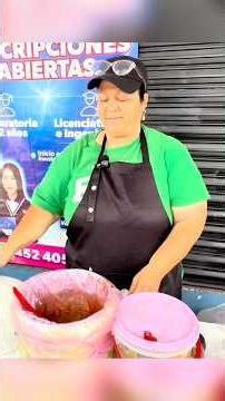 El mole con tacos gigantes #michoacan #comida #comidamexicana #méxico