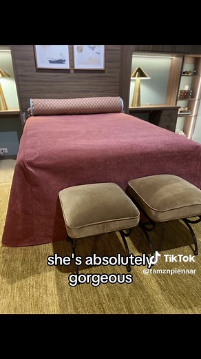 DIY Bolster Pillow: Step-by-Step Guide