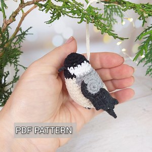 Chickadee Bird Crochet Pattern, Christmas Amigurumi Tutorial, Black-capped Chickadee Tree Ornament DIY - Etsy