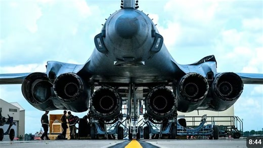 保持强大的B-1B枪骑兵轰炸机的超音速飞行 • 发动机更换