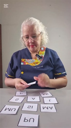 Hola, aquí te dejo toda la información sobre el curso. ◇ No es un curso para inscribirse ◇ Es un curso que compras y es tuyo, lo puedes ver las veces que quieras ◇ Son 28 videos divididos en clases que te guían paso a paso para enseñar a tu hijo desde las habilidades previas hasta la comprensión de textos. ◇ En cada módulo encuentras material y fichas descargables listas para imprimir ◇ Lo adquieres entrando al enlace que está en mi perfil. ◇ El valor del curso es de $37 dólares la plataforma de