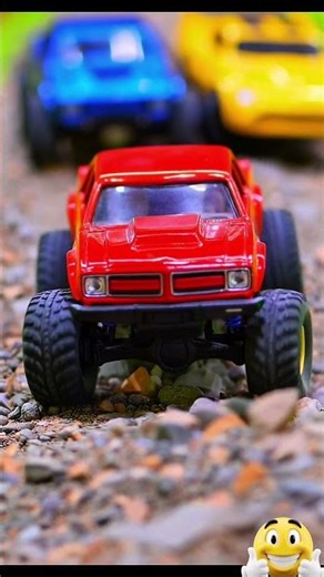 Balapan mobil lucu #viralshort #lucu #mobillucu #funny #offroad #car #beranda #mobil