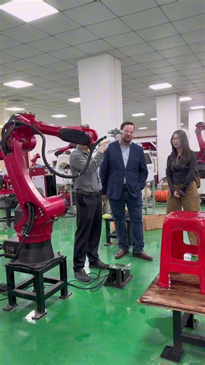 Programming-free spraying robot#borunterobot#industrialrobot#sixaxisrobot#weldingrobot#sprayingrobot