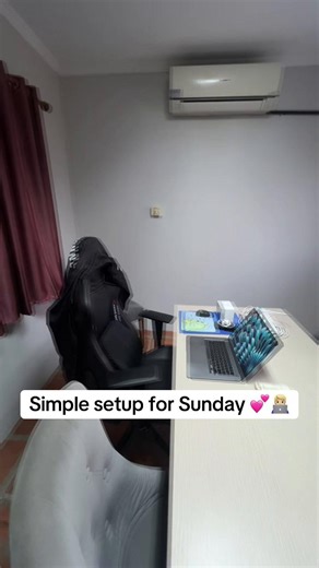 Simple setup for Sunday 💕🧑🏼‍💻 #sunday #working #coding