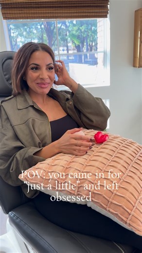 Tiffany Wilmot RN Aesthetic Provider 💉 on Instagram: "That first mirror check though 😏 Still her. Just enhanced. She wanted to soften her lip lines…✅ . . Normal + expected in the first few days: • Swelling (often uneven at first) • Firm spots, lumps, or bumps • Tenderness or soreness • Mild bruising • Lips may feel stiff or overfilled temporarily Why this happens: Your lips are reacting to injections + fluid. Swelling can make filler feel lumpy before it settles. Timeline (general guide): • Da