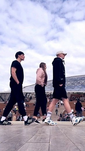 😍👟👟 #repost #shuffle #dance #tutorial #shuffledance #dancechallenge #shufflechallenge #shuffleworld #reel #viral #fyp #explorepage #instagram | Shuffle Page