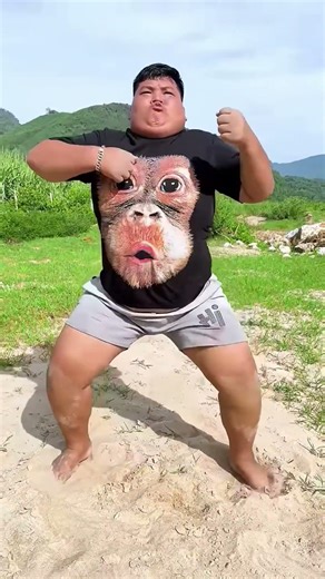 Does he look like king kong? #funny