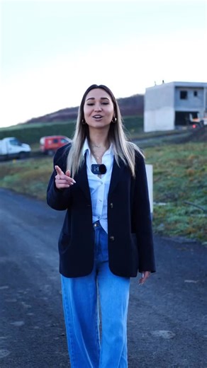 Abonne toi @maisonsmag_constructeur 🚧 Construire sa maison : 3 erreurs à éviter absolument Quand on se lance dans un projet de construction, certaines erreurs peuvent coûter très cher 👇 ❌ Négliger l’étude du sol Chaque terrain est unique. C’est la maison qui doit s’adapter au sol, jamais l’inverse. ❌ Choisir uniquement sur le prix Un tarif trop bas cache souvent des prestations absentes ou des surprises en cours de chantier. ❌ Ne pas suivre l’avancement des travaux Même bien accompagné, rester