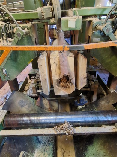 Woodworking Techniques: Mastering the Art of Cutting Spruce