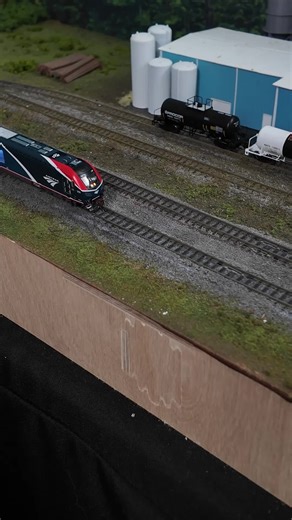 Bachmann Siemens Venture Cars: A Must-Have for N Scale Model Railroads