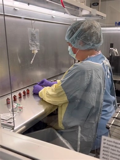 A demonstration of a compounded sterile preparation using aseptic technique! But remember, these TikToks are all about fun and educational purposes! We uphold the essential work pharmacy technicians do! We DO NOT own these videos, and we always ask permission from the TikTokers before posting 🙌 Credit- TikTok @thepharmacytraveler #sterilecompounding #sterileprocessingtechnician #pharmacycompound #pharmacycompounding #PharmTechLife #pharmacytechnician #pharmacy #PharmTechFun #MedAesthetics #NotE