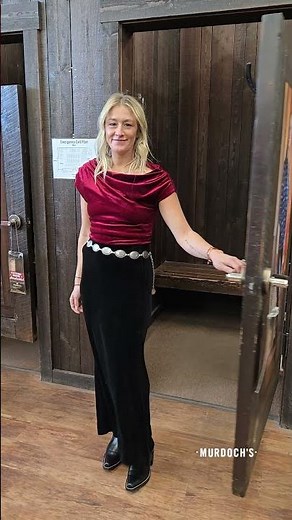 Find Western Wear Gifts at Murdoch's this Holiday Season!