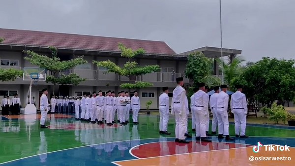 Upacara 17 Agustus HUT RI ke-78 SMAIT Abu Bakar Boarding School Kulon Progo. #upacara17agustus #17agustus #upacara #fyp