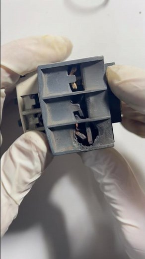 👉 What’s Inside a Contactor? ⚡ (Simple Explanation) #industrialelectrician