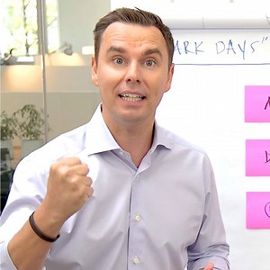 How do you handle your worst days? It can be hard to stay positive when you’re having a tough time. Try these tips to cope with dark times and maintain a positive mindset—especially when you’re struggling! Get this episode's summary, related quotes, and Apple podcast links: https://brendon.com/blog/stay-positive-during-your-worst-days/ | Brendon Burchard - Live. Love. Matter.
