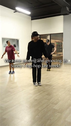 𝔸𝕃𝕃 𝔾𝕆𝕆𝔻 | Sunny taught a great combo in his intermediate hip-hop class last week!