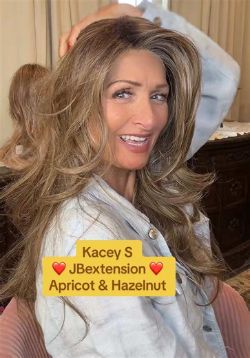 Review of Kacey S Wigs: Stunning Hazelnut & Apricot Colors