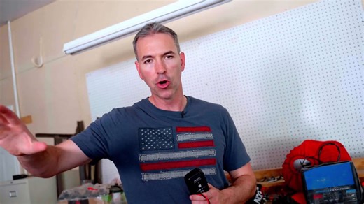 Essential power banks and charging systems for grid-down scenarios