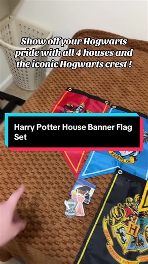 Transform your space with the magic of Hogwarts! This 5-piece banner flag set features Gryffindor, Slytherin, Hufflepuff, Ravenclaw, and the Hogwarts crest — perfect for bedrooms, dorms, or parties. #HarryPotter #Hogwarts #WizardingWorld #RoomDecor #Magic