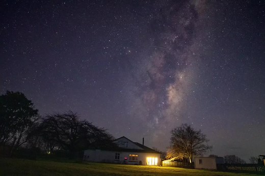 Capturing the Magnificent Milky Way and Unforeseen Meteor Shower